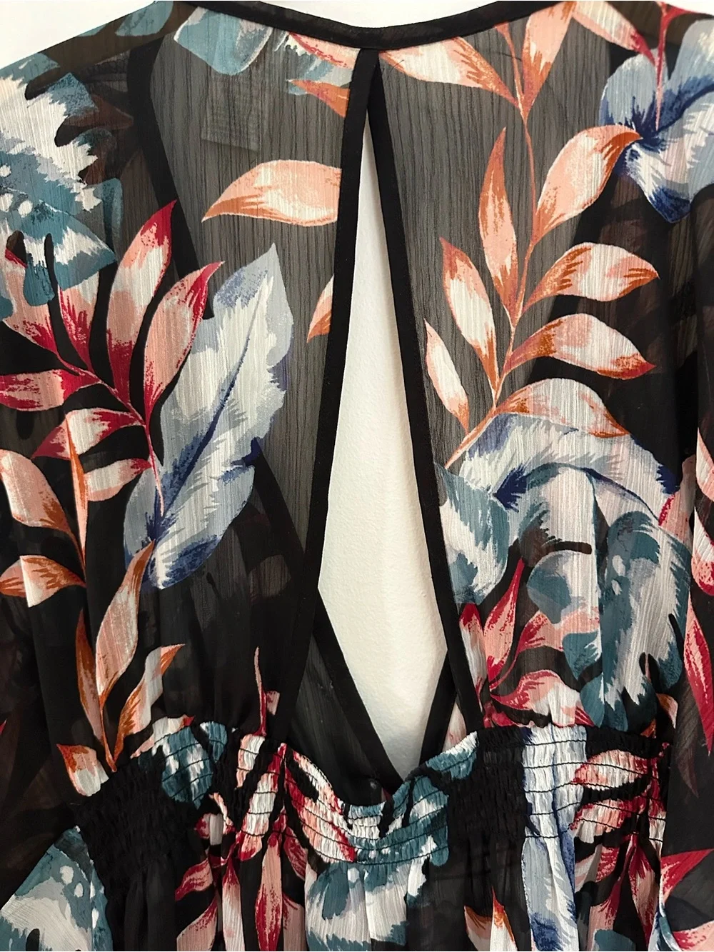 Kona Sol Kaftan Cover-Up Black Floral Medium Like New